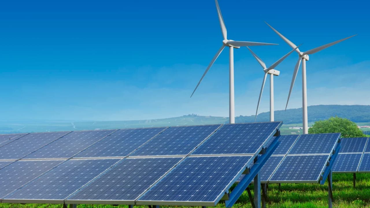 oil-crisis-renewable-energy